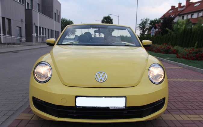 Volkswagen Beetle cena 66999 przebieg: 125050, rok produkcji 2015 z Wrocław małe 232